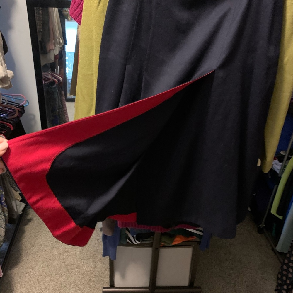 Stunning Albert Nipon Navy Wool Suit - image 5